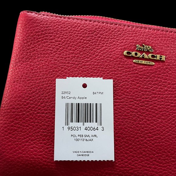 Coach Small Red Wristlet - NWT - Picture 4 of 4